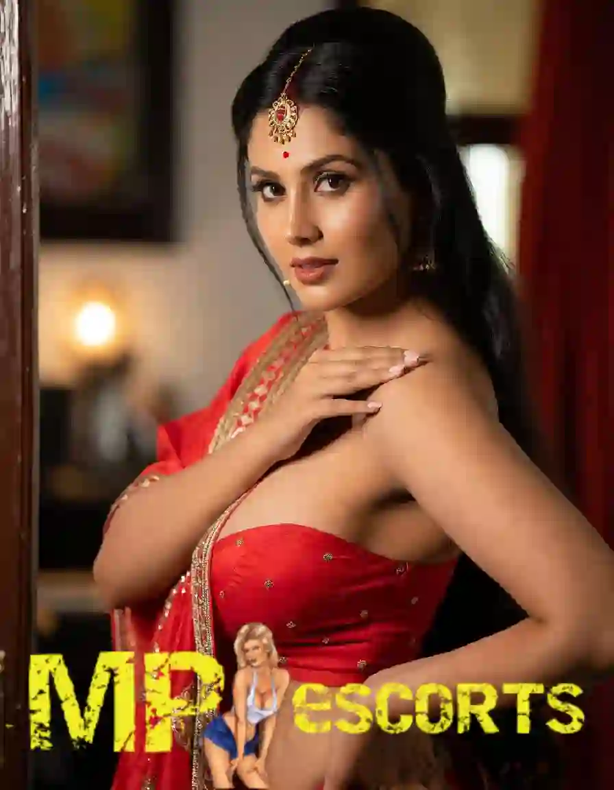 independent escort in Geeta Bhawan